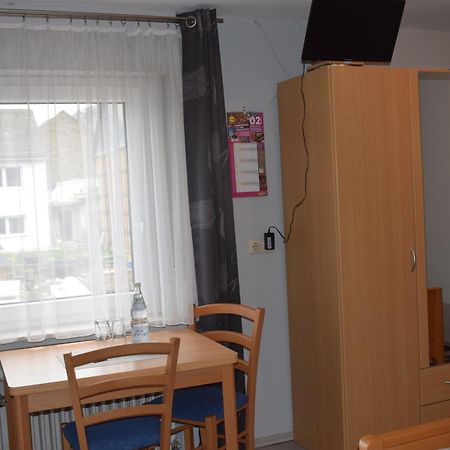 Gaststaette Marktstuebchen Bornich エクステリア 写真