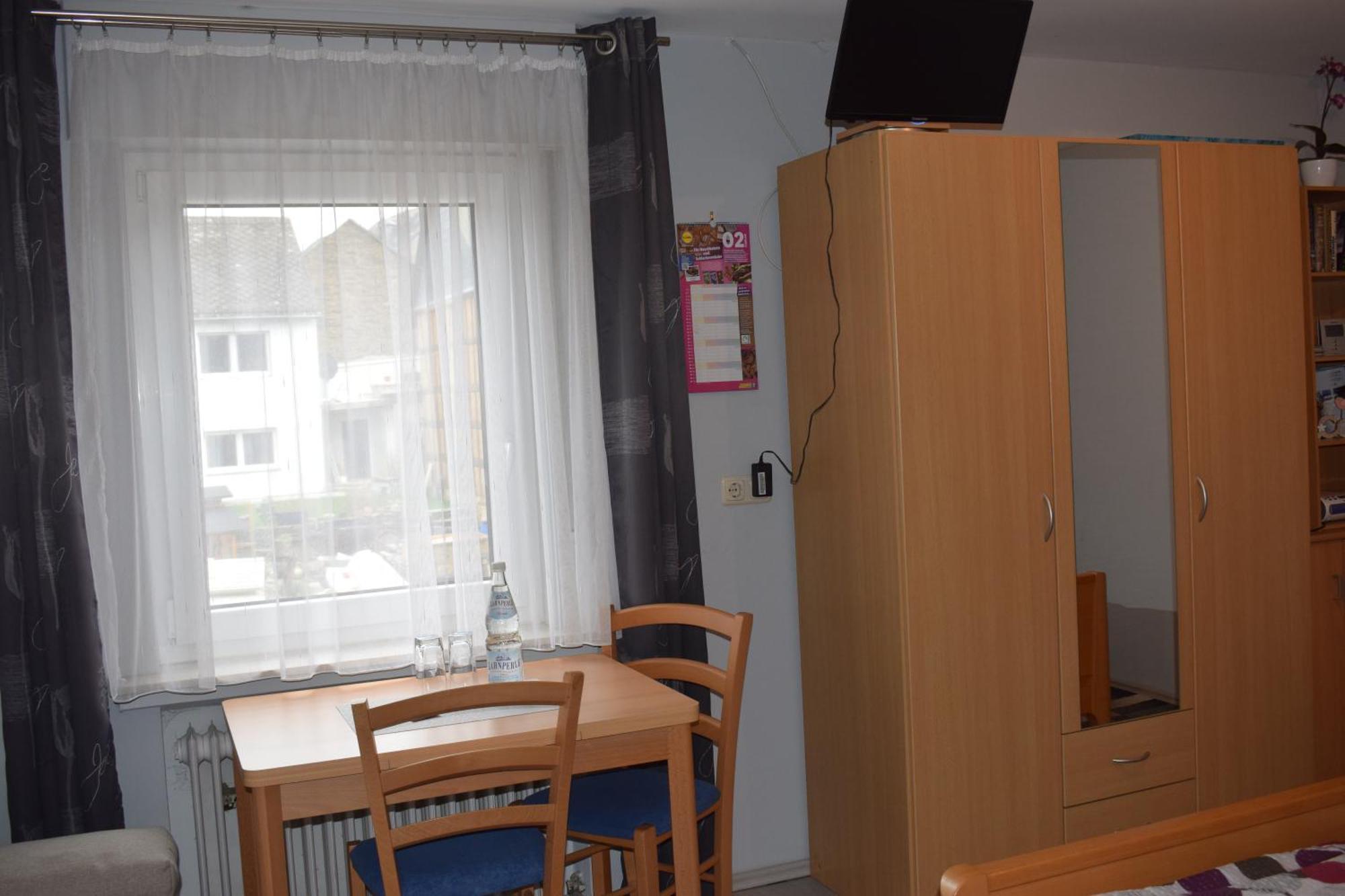 Gaststaette Marktstuebchen Bornich エクステリア 写真